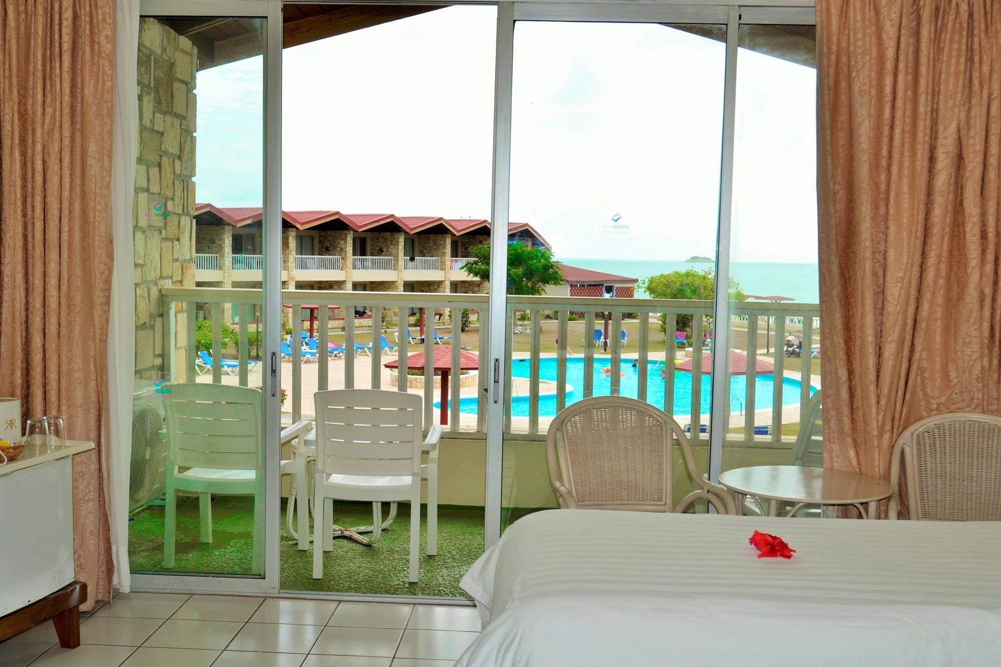 Starfish Halcyon Cove Dickenson Bay Exterior foto